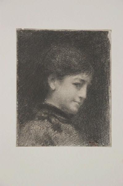 Jeune fille de profil