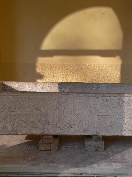 Cuve de sarcophage