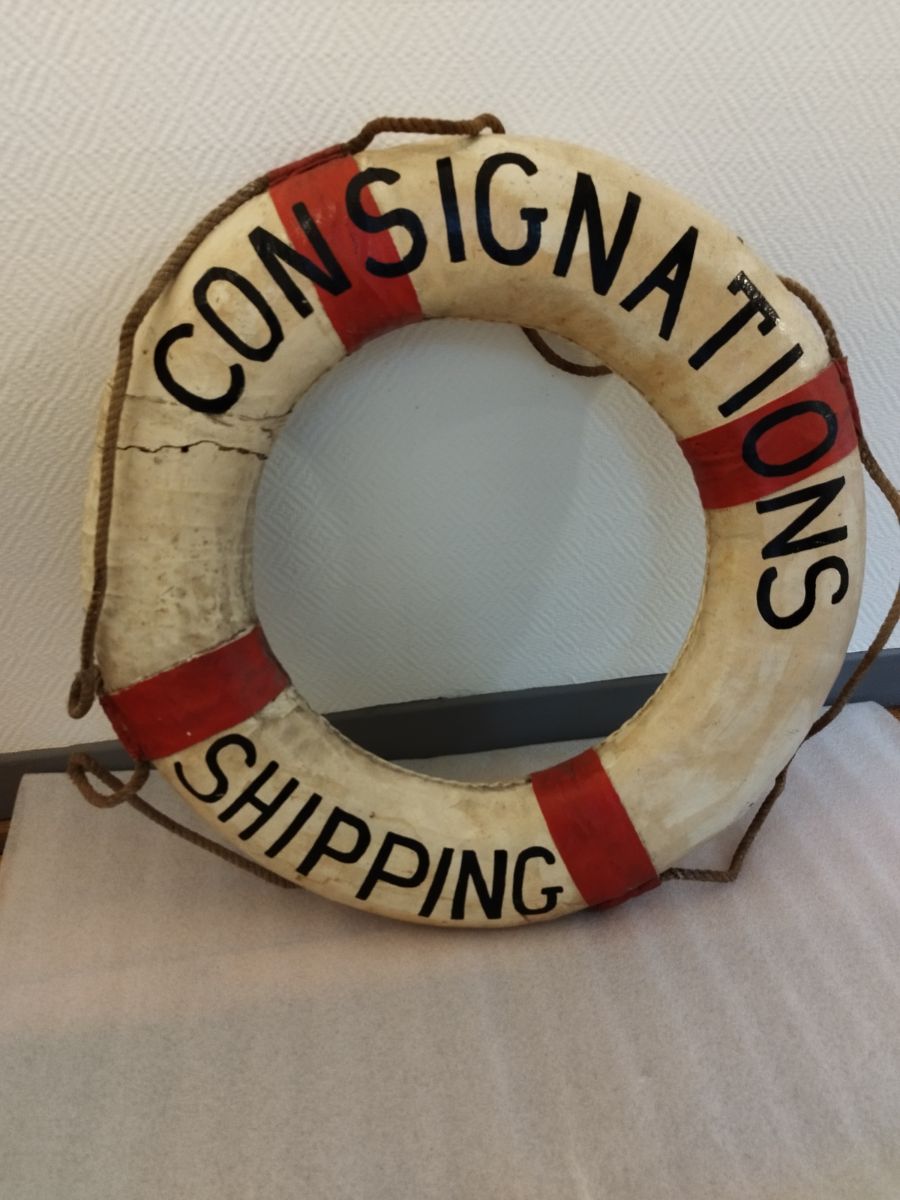 CONSIGNATIONS / SHIPPING