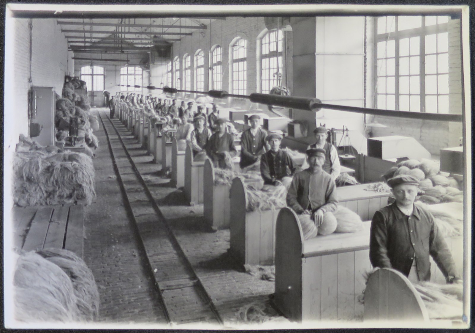 Filature Agache fils à Pérenchies, une salle de peignage