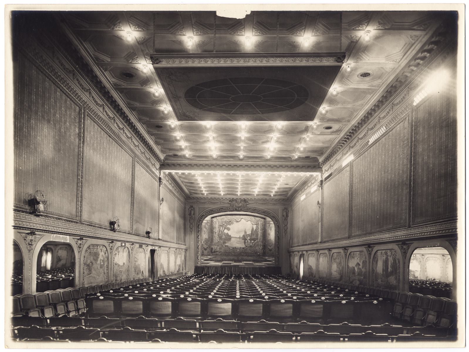 Salle de projection du cinéma Printania-Trianon (Titre factice)