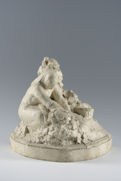 Vendangeuse accroupie ; Femme en vendange (Autre titre)