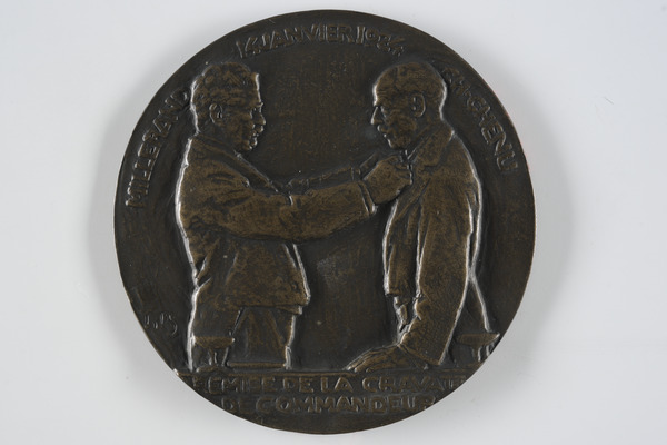 Médaille à l'effigie du Batonnier Chenu