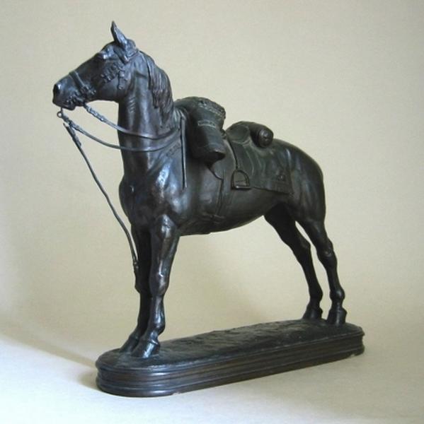Cheval harnaché ; Cheval au piquet