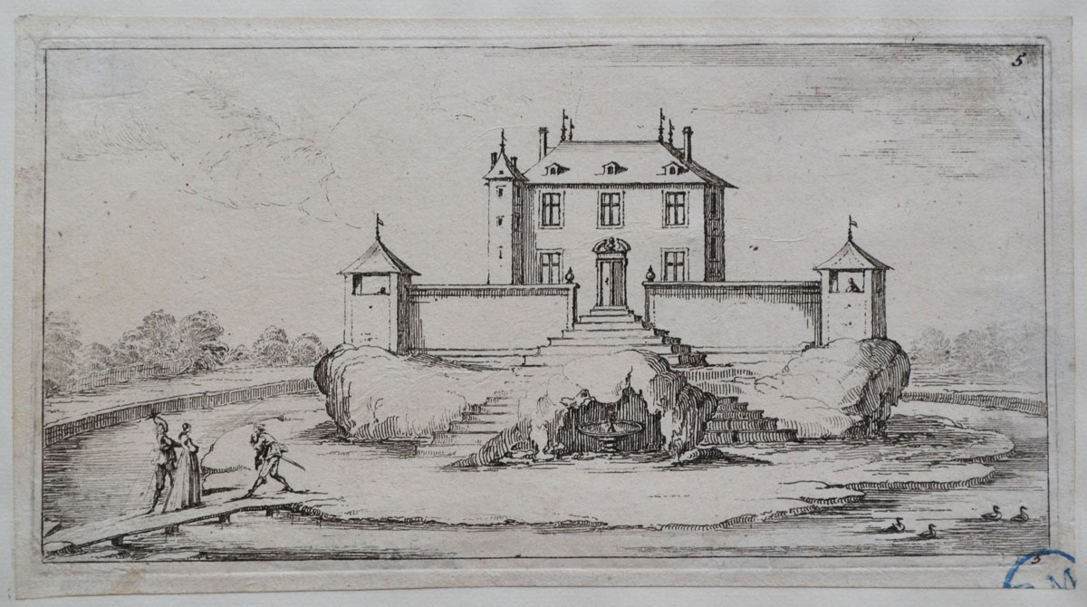 Petit château sur un rocher entouré d'eau