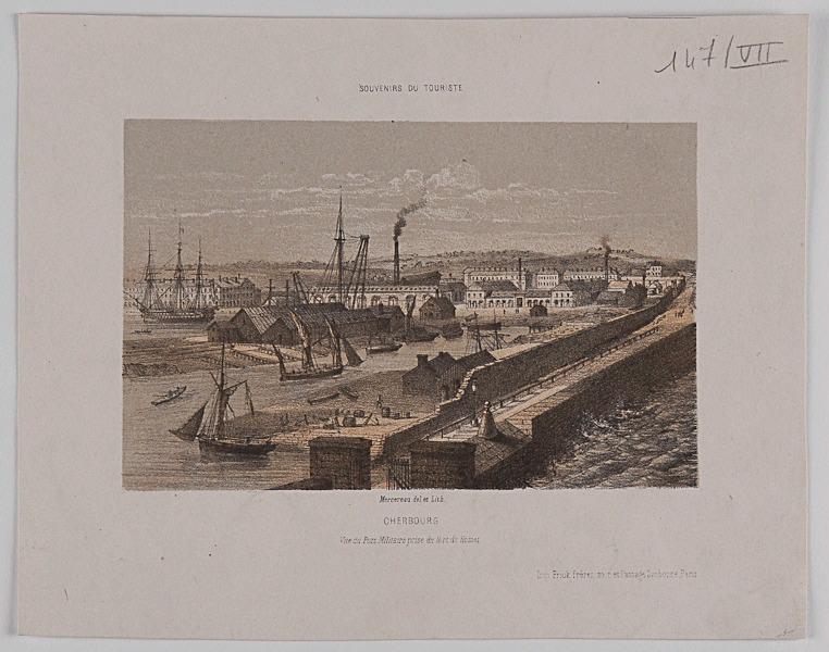 Cherbourg, vue prise au-dessus du port militaire