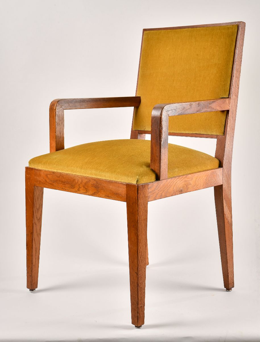 Fauteuil garni de velours