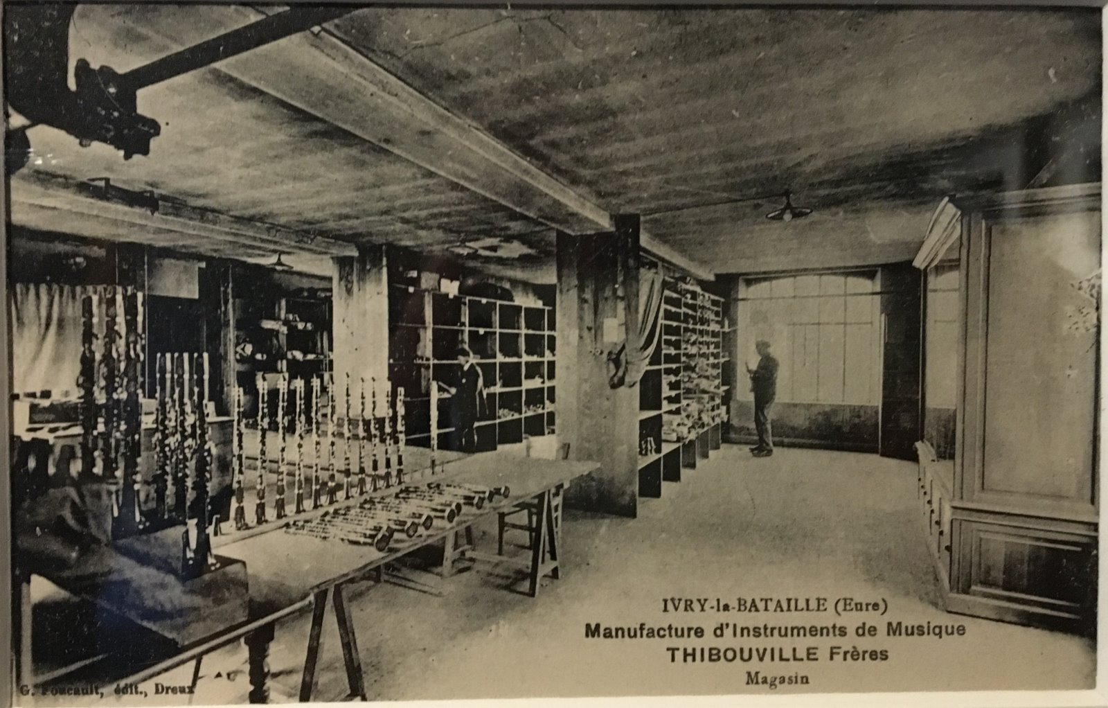 Les magasins de stockage Thibouville frères à Ivry-la-Bataille