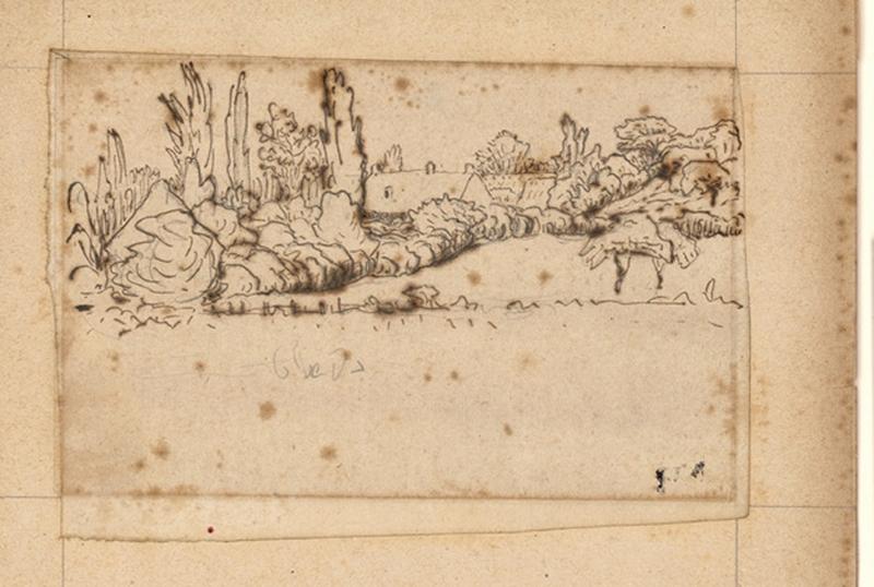 Maison de ferme entourée d'arbres