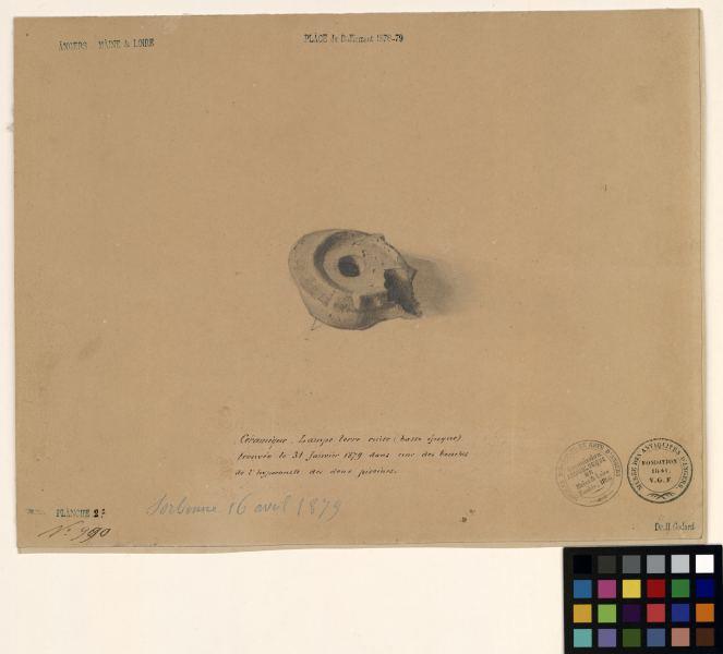 Lampe en terre cuite ; Fouilles de la place du Ralliement