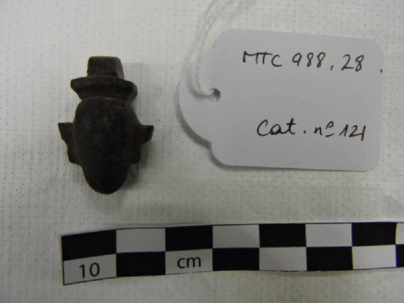 Amulette en forme de coeur ib