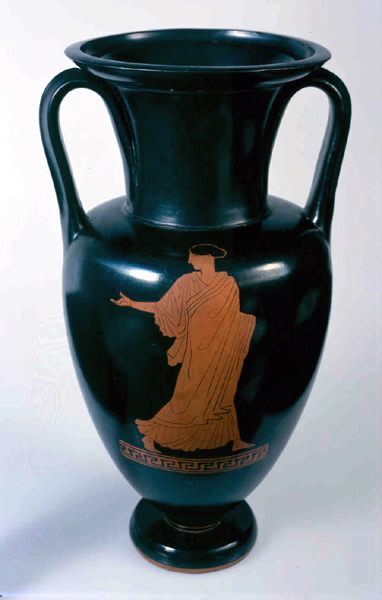 Amphore du type de Nola aux poursuites amoureuses (Titre de la notice de Catherine Lesseur, 2005-2006) ; Femme poursuivie par un guerrier / femme drapée (Titre de la notice de Catherine Lesseur, 2005-2006)