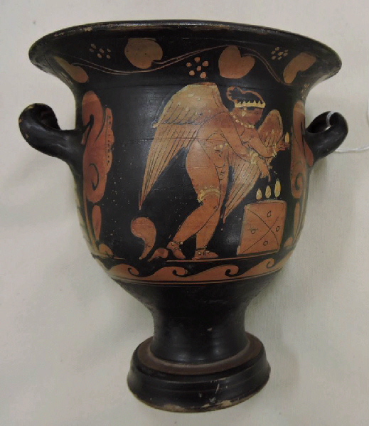Cratère à décor d'Eros faisant des offrandes devant un autel et de jeune homme drapé ; Eros hermaphrodite faisant des offrandes / éphèbe drapé devant un autel