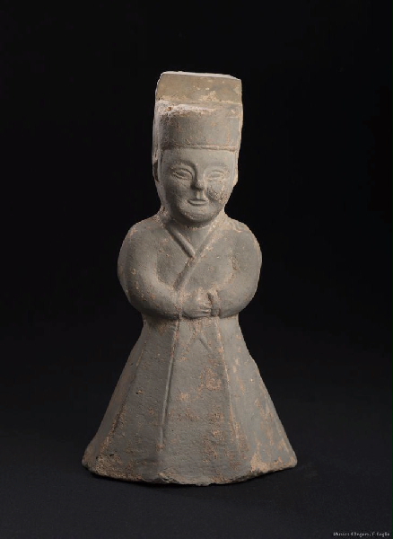 Statuette de personnage debout