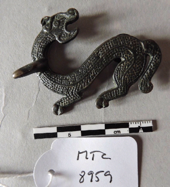 Agrafe de ceinture en forme de félin rugissant