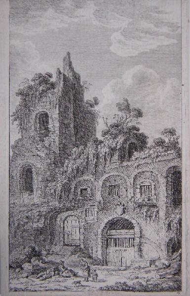 Ruine au dessus d'une maison d'habitation