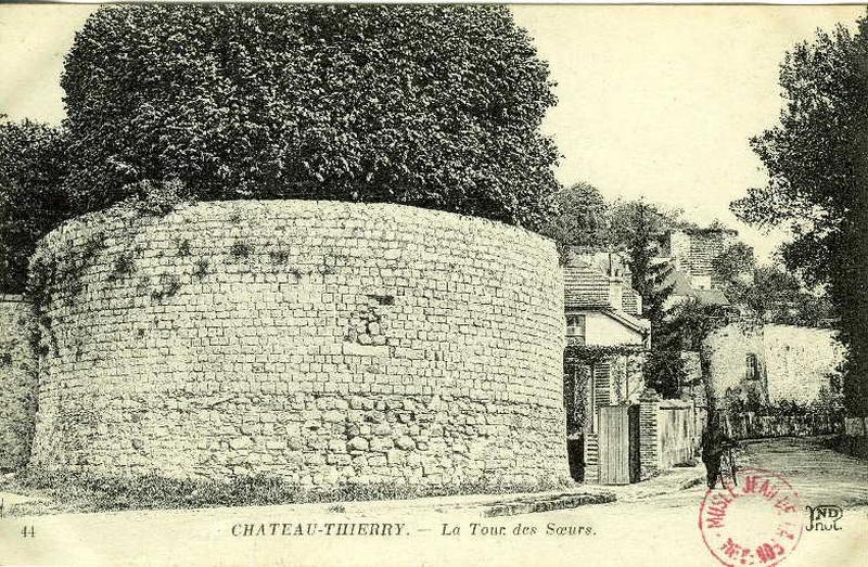 Château-Thierry - La tour des Soeurs