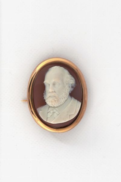 Camée à l'effigie de Jean-Baptiste André Godin