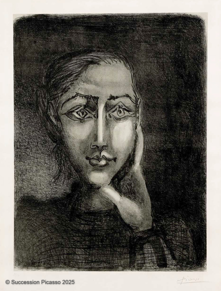 Françoise sur fond gris