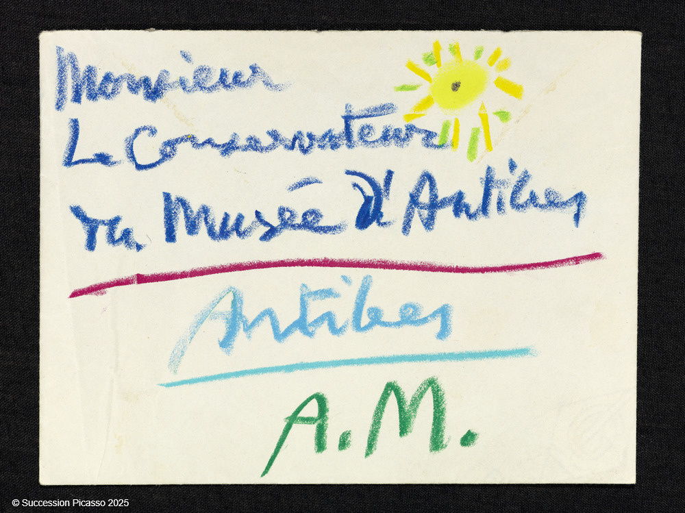 Enveloppe enluminée, dédicacée à "Monsieur le Conservateur du musée d'Antibes"
