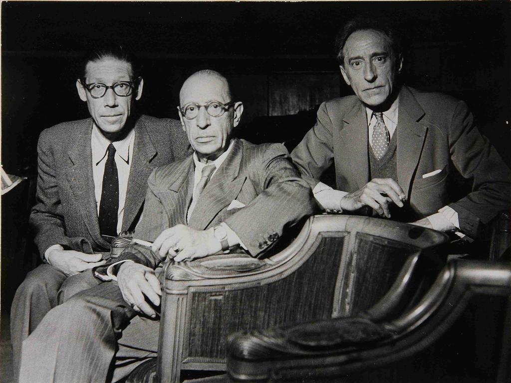 Jean Cocteau, Igor Stravinsky et son fils aîné Théodore à la représentation d'Œdipus Rex#(Jean Cocteau, Igor Stravinsky and his Son (Performance of Œdipus Rex))