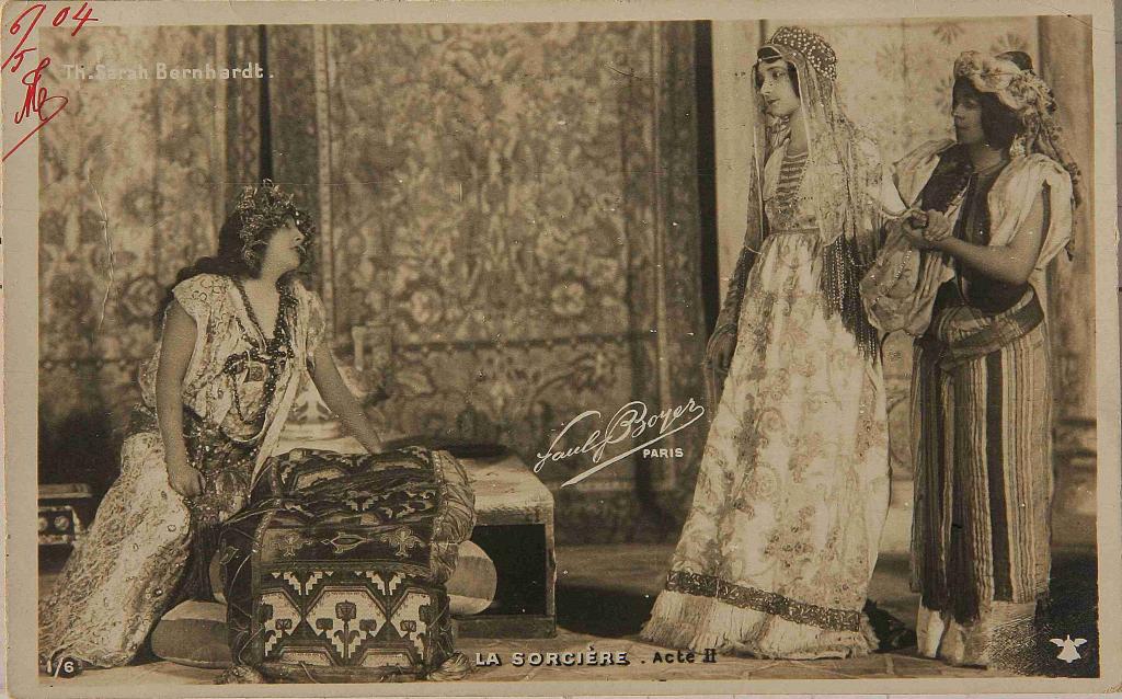 Sarah Bernhardt dans La sorcière