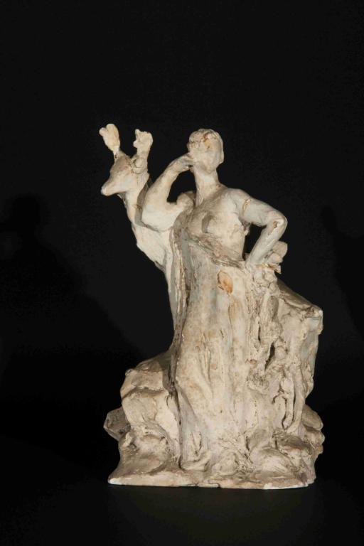 Esquisse d'une figure féminine debout, accoudée à un cerf (Diane)