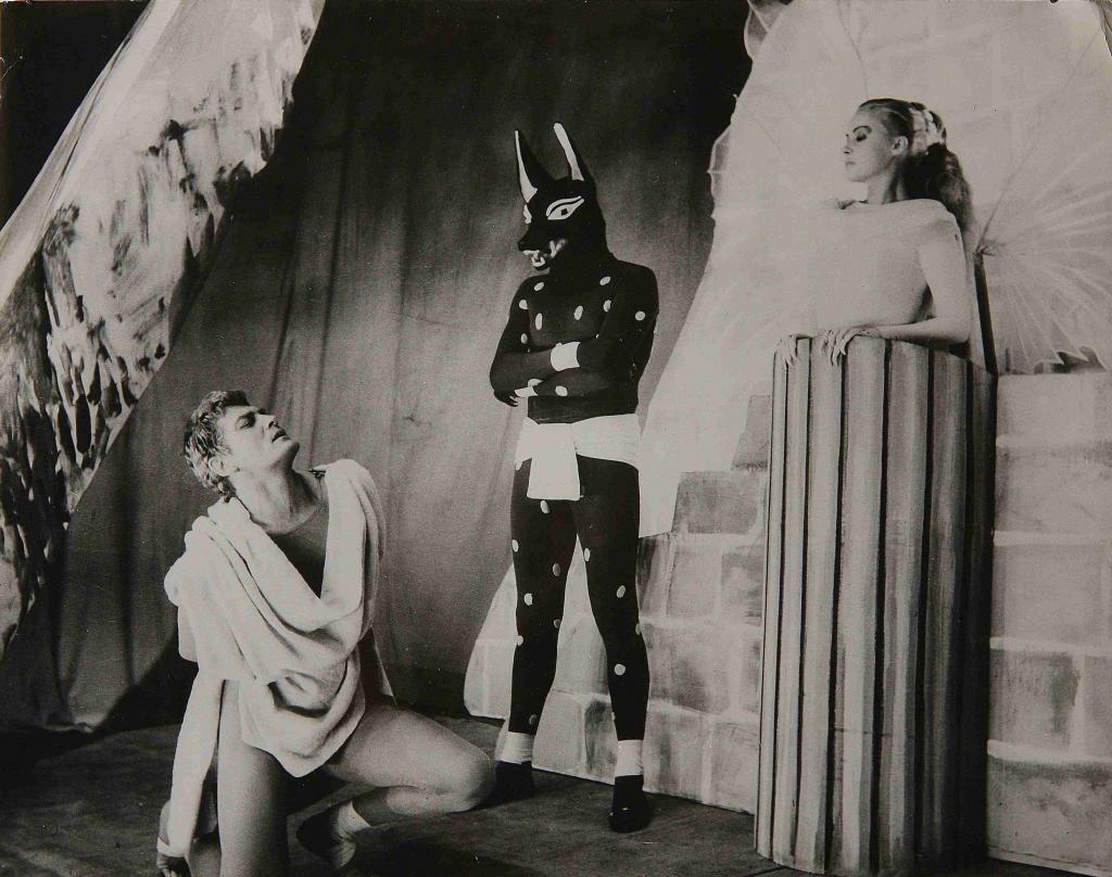 "La Machine infernale" au théâtre des Bouffes-Parisiens#Jean Marais (Œdipe) et Jeanne Moreau (le Sphinx)