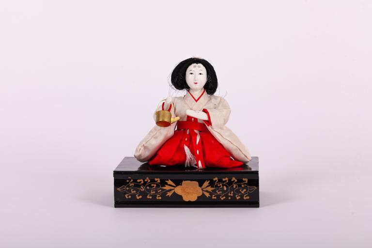 San-nin kanjo (三人官女)