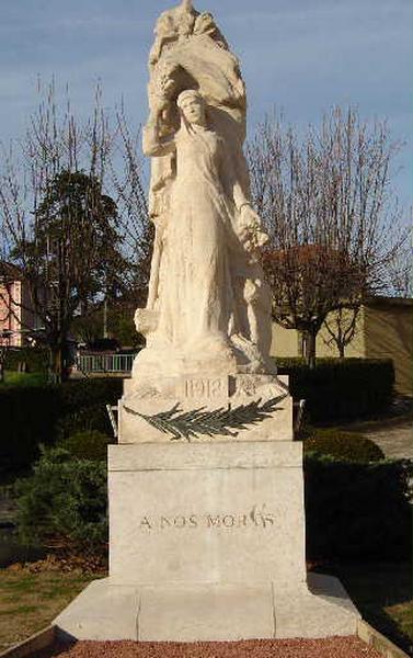Monument aux morts de Mézériat