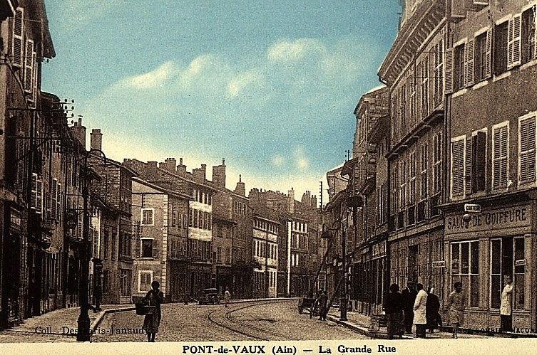 Pont de Vaux (Ain) : La Grande Rue
