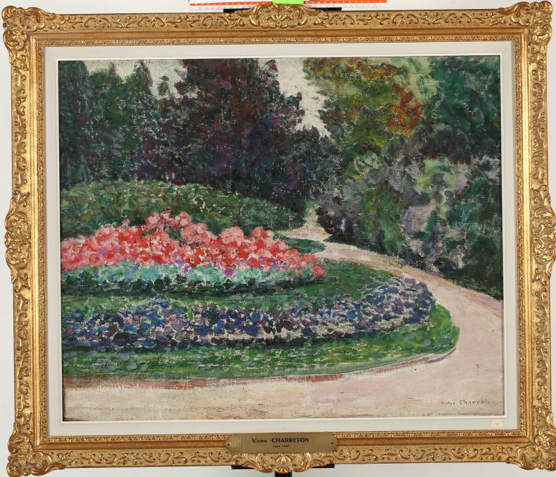 Allée et massif à Wiesbaden