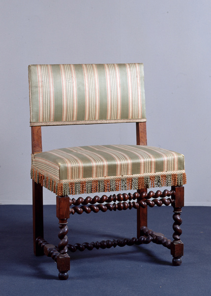 Chaise Louis XIII