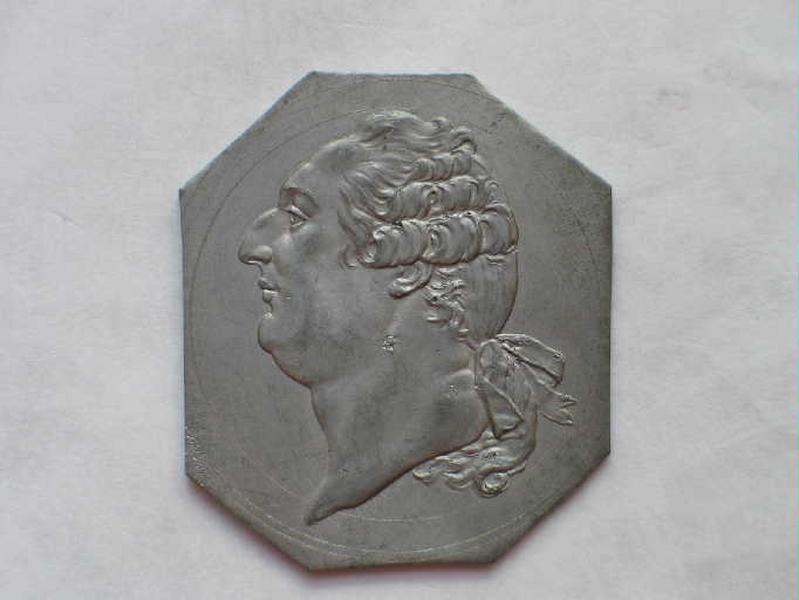 Buste de Louis XVI au col nu