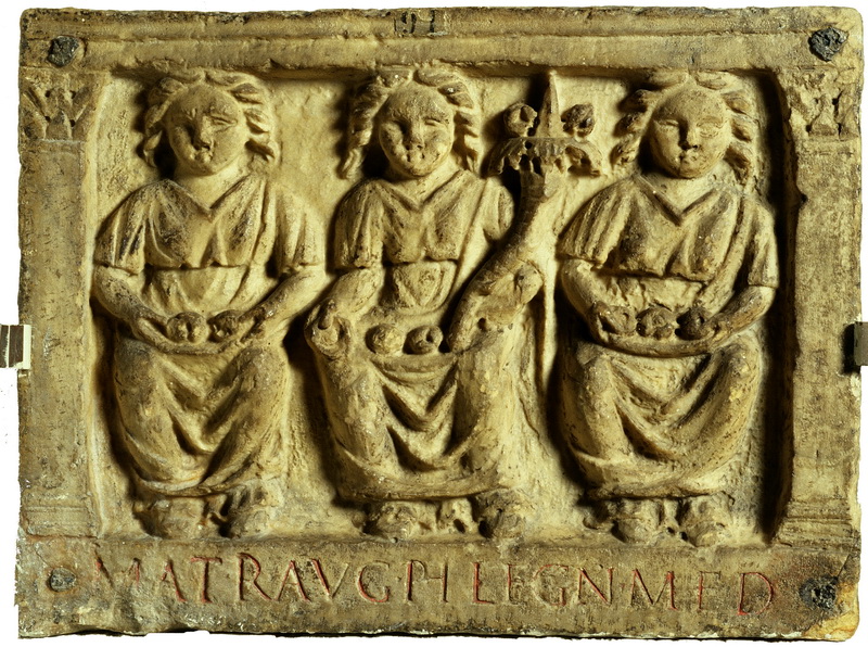 Autel dédié aux Mères augustes par un médecin