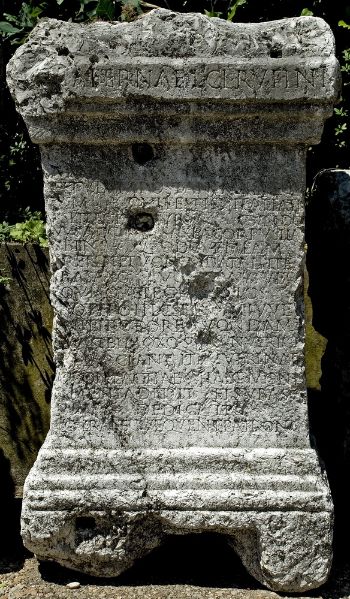 épitaphe de Claudius Rufinus