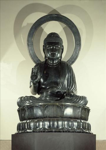 Buddha Amida (Amitâbha) ; Grand Bouddha en bronze provenant du quartier de Meguro à Tokyo, Japon