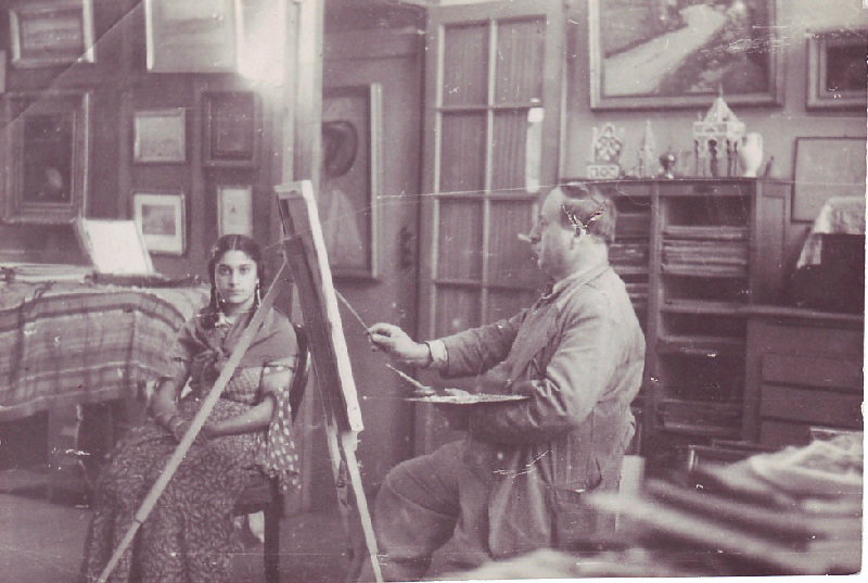 Femme au grand chapeau