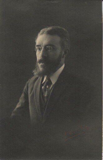 Portrait d'archéologue. Portrait en buste de Paul Couissin (1885-1932)