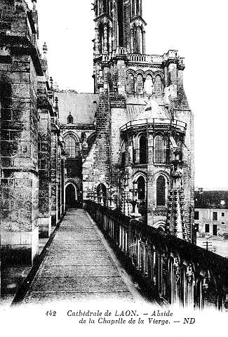 142 CATHEDRALE DE LAON - ABSIDE DE LA CHAPELLE DE LA VIERGE