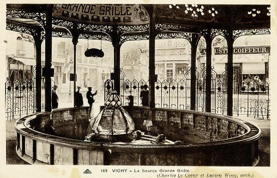 189 VICHY - SOURCE GRANDE GRILLE (CHARLES LE COUR ET LUCIEN WOOGT, ARCH.)