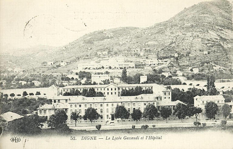 52. DIGNE - LE LYCEE GASSENDI ET L'HÔPITAL