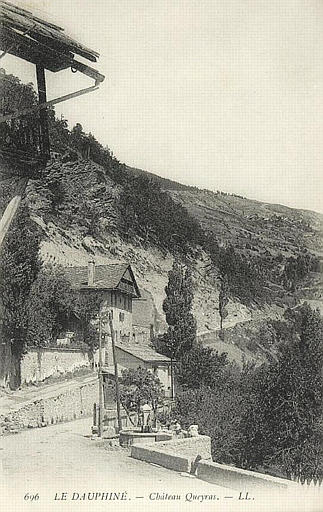 696 LE DAUPHINE - CHATEAU QUEYRAS