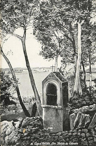 20. CAP D'ANTIBES - UNE STATION DU CALVAIRE