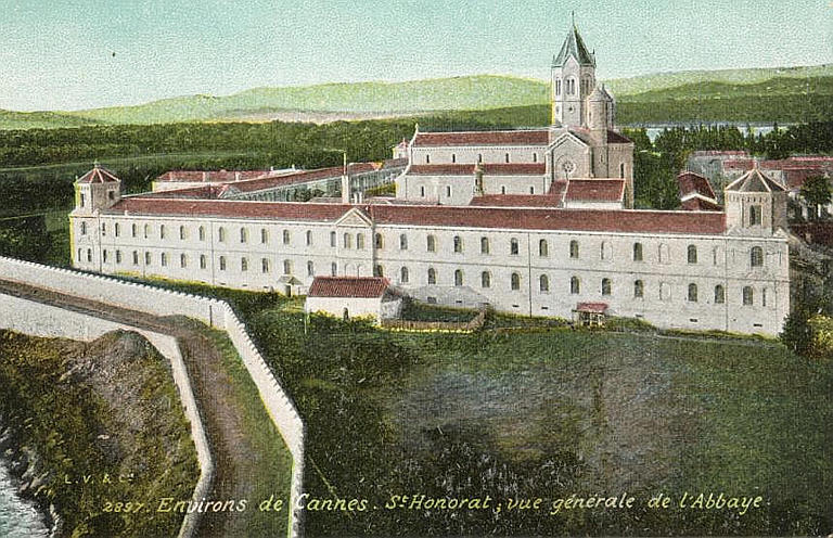 2897 - ENVIRONS DE CAGNES - ST HONORAT. VUE GENERALE DE L'ABBAYE