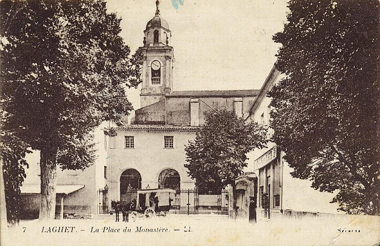 7 - LAGUET - LA PLACE DU MONASTERE