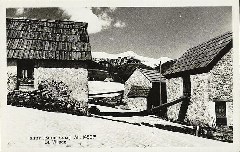 13.232. BEUIL (A.M.) ALT. 1450M / LE VILLAGE