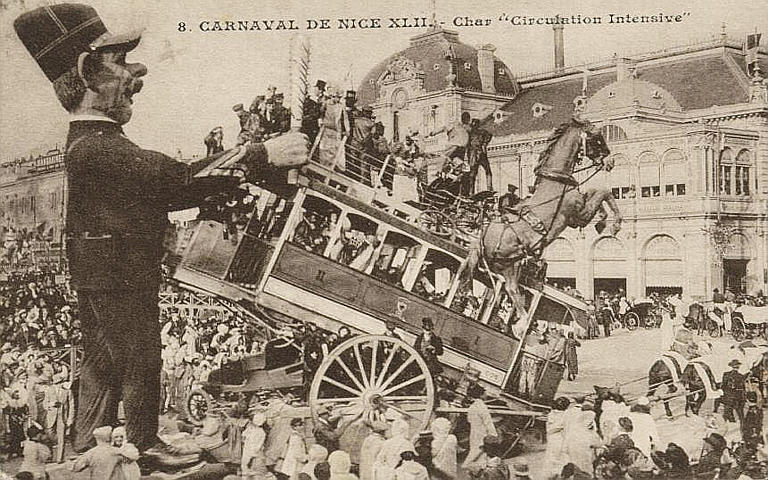 8. CARNAVAL DE NICE XLII- CHAR 'CIRCULATION INTENSIVE'
