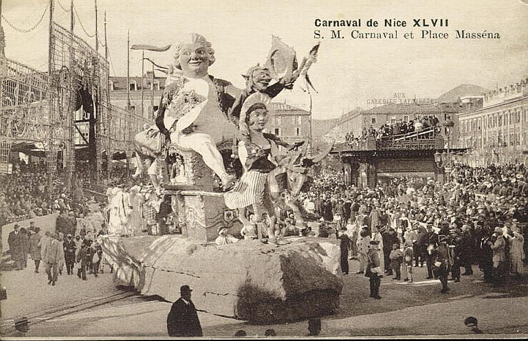 CARNAVAL DE NICE XLVII / S.M. CARNAVAL ET PLACE MASSENA