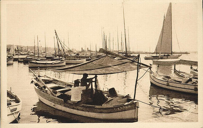 UN COIN DU PORT